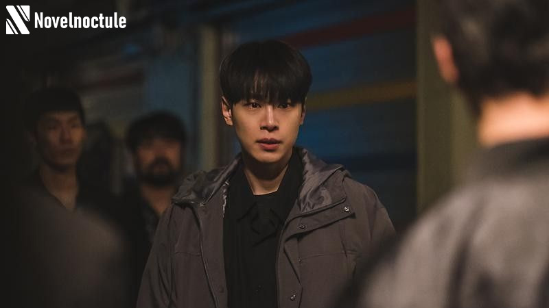 Kang You-seok trong vai Yun Sa-wol (Black Knight)